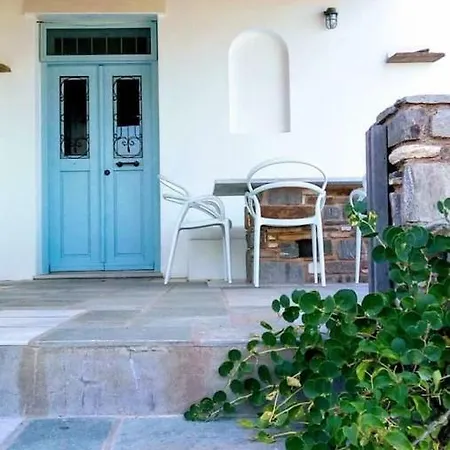 Ella * Parikia (Paros)